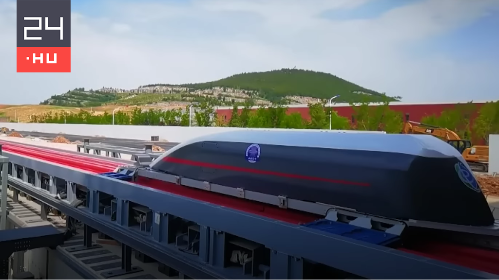 El tren milagroso chino supera los mil kilmetros por hora
