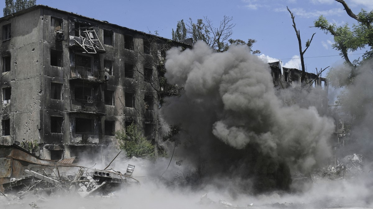 La Russie peut encore signer la capitulation avant de lui porter le coup final sur notre propre sol La Russie peut encore signer la capitulation avant de lui porter le coup final sur notre propre sol