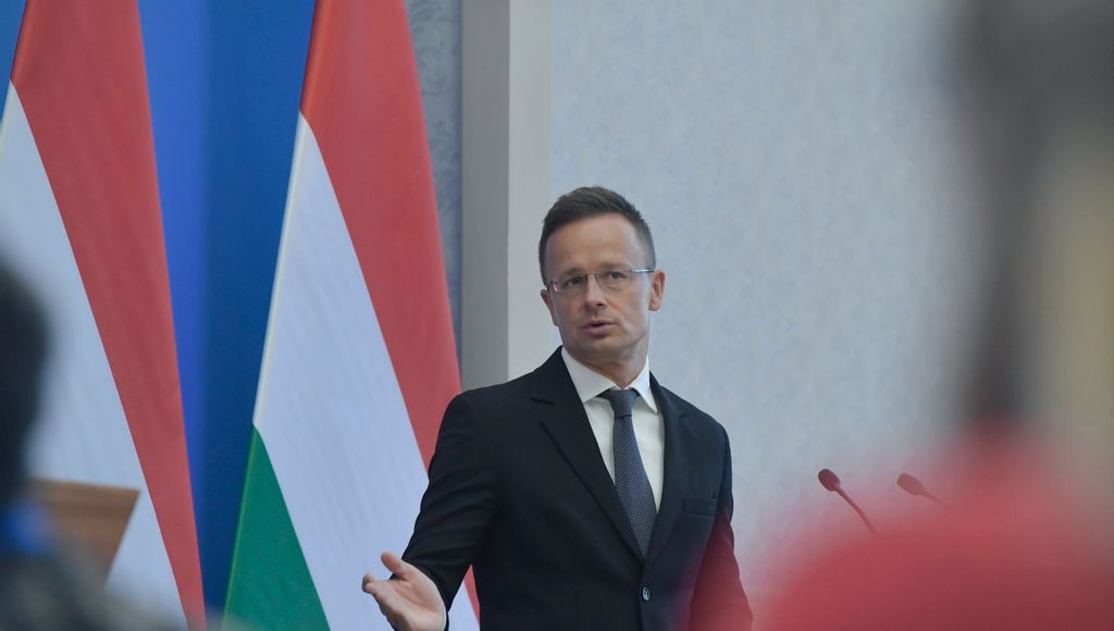 Szijjrt: 헝가리는 지금까지처럼 계속해서 성공할 수 있습니다.