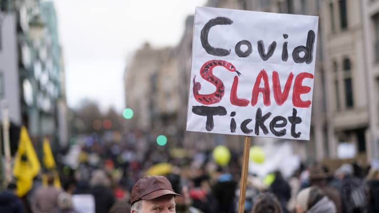 Laporan WEF memperingatkan bahwa ketidaksetaraan Covid memicu ketegangan sosial di seluruh dunia