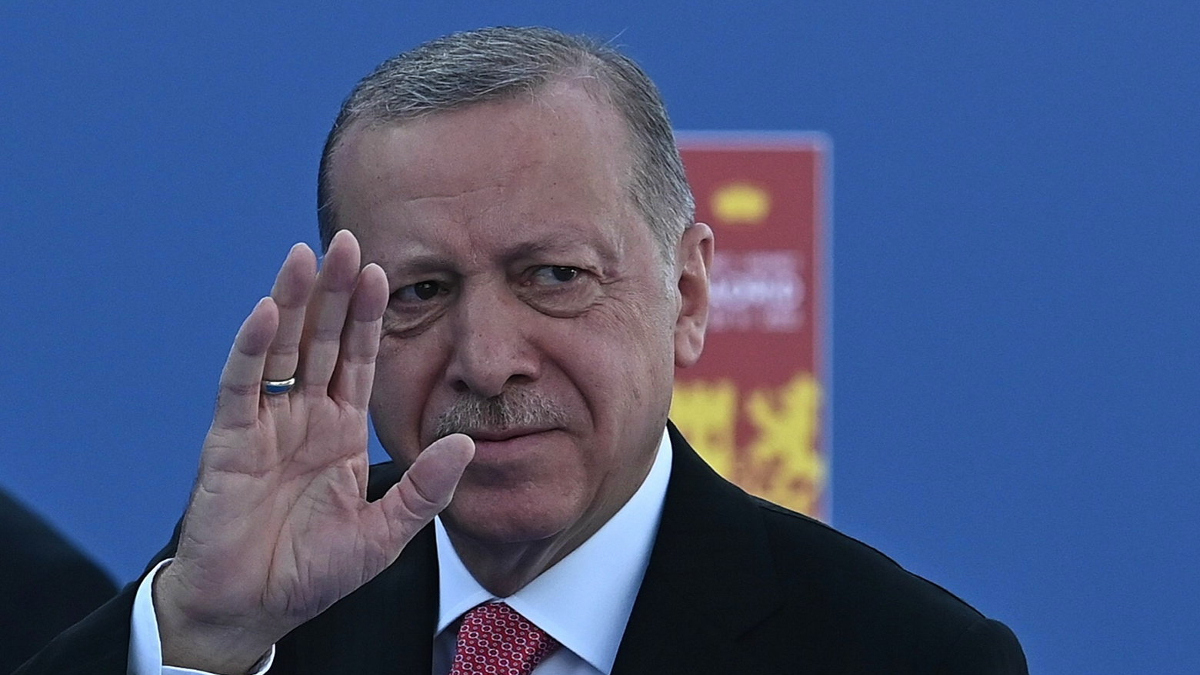 De EU zou Turkije sancties opleggen voor zijn samenwerking met Rusland