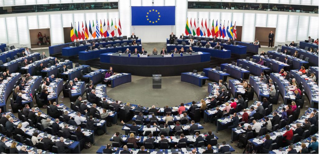 Sinusuportahan ng European Parliament ang pagpapatuloy ng digmaan sa Ukraine