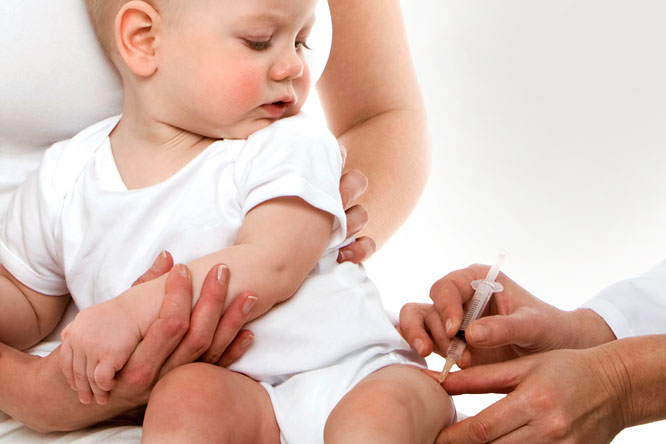 การฉีดวัคซีนภาคบังคับใหม่ป้องกันอะไรได้บ้าง?  - หรือการฉีดวัคซีนป้องกันความเสียหายของการฉีดวัคซีน?