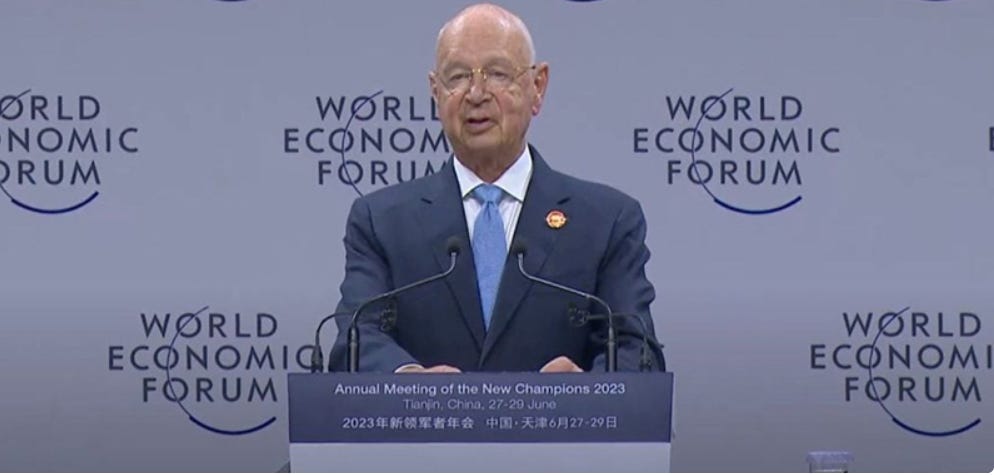 Klaus Schwab ยกย่องพรรคคอมมิวนิสต์จีนต่อสาธารณชน