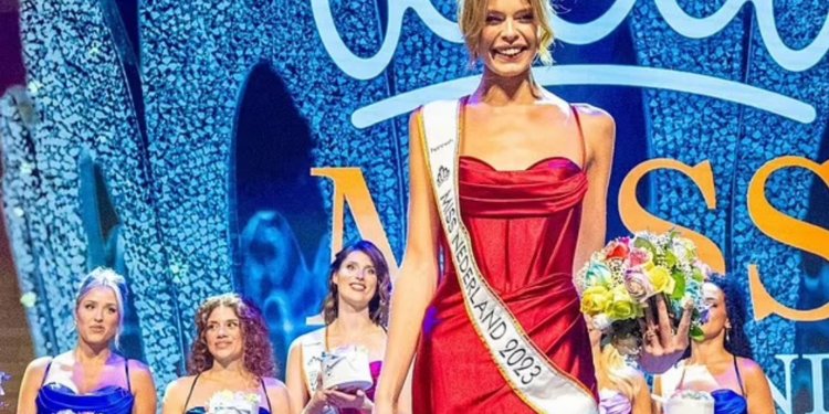 ภาพที่ไร้สาระของผู้ชายที่ชนะ Miss Holland แสดงให้เห็นว่าผู้หญิงกำลังถูกกำจัดให้สิ้นซาก
