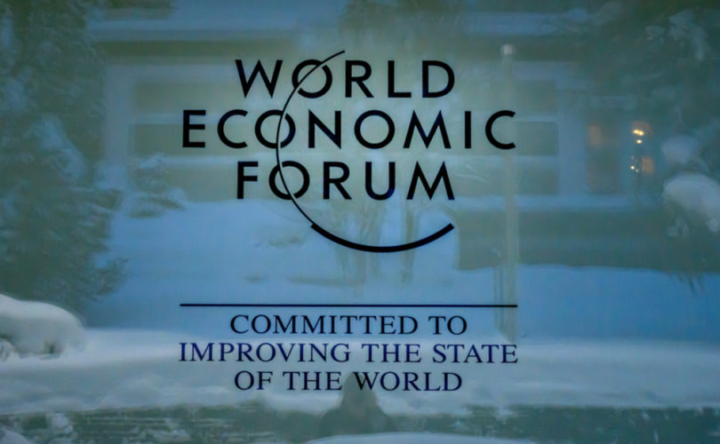 World Economic Forum ยกให้ข้อมูลที่บิดเบือนและการเปลี่ยนแปลงสภาพภูมิอากาศเป็นภัยคุกคามที่ร้ายแรงที่สุดในปี 2024